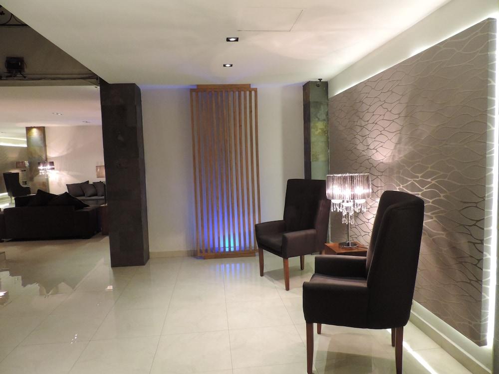 Hotel Senorial Platino León Exteriör bild