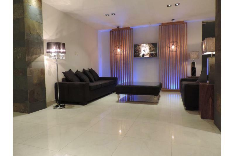 Hotel Senorial Platino León Exteriör bild